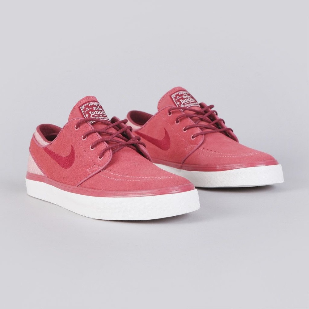 Men’s Light Red Nike Janoski’s - Size 10.5
